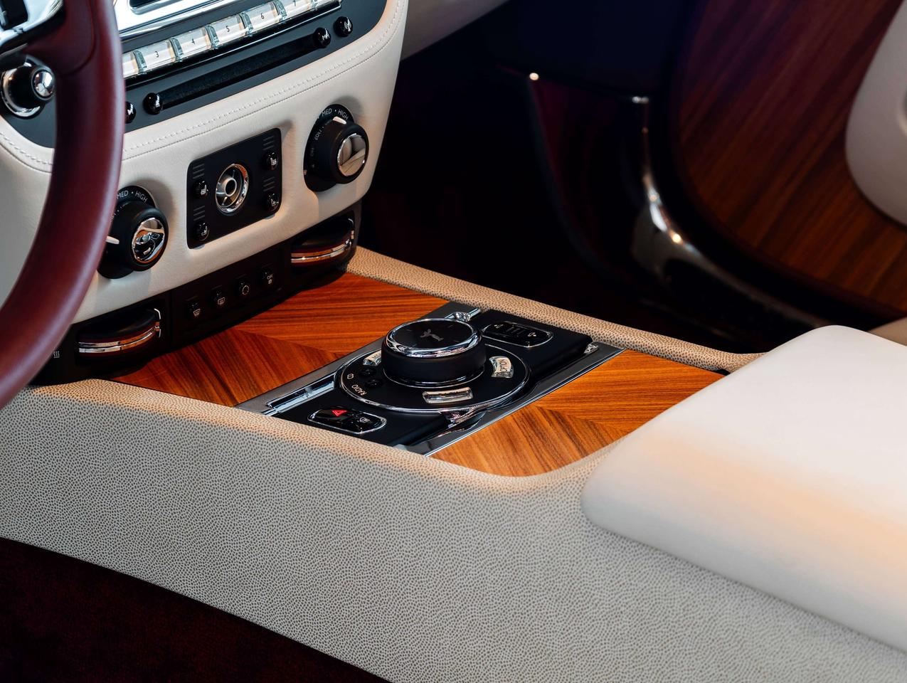 2015 Rolls-Royce Wraith  Photo