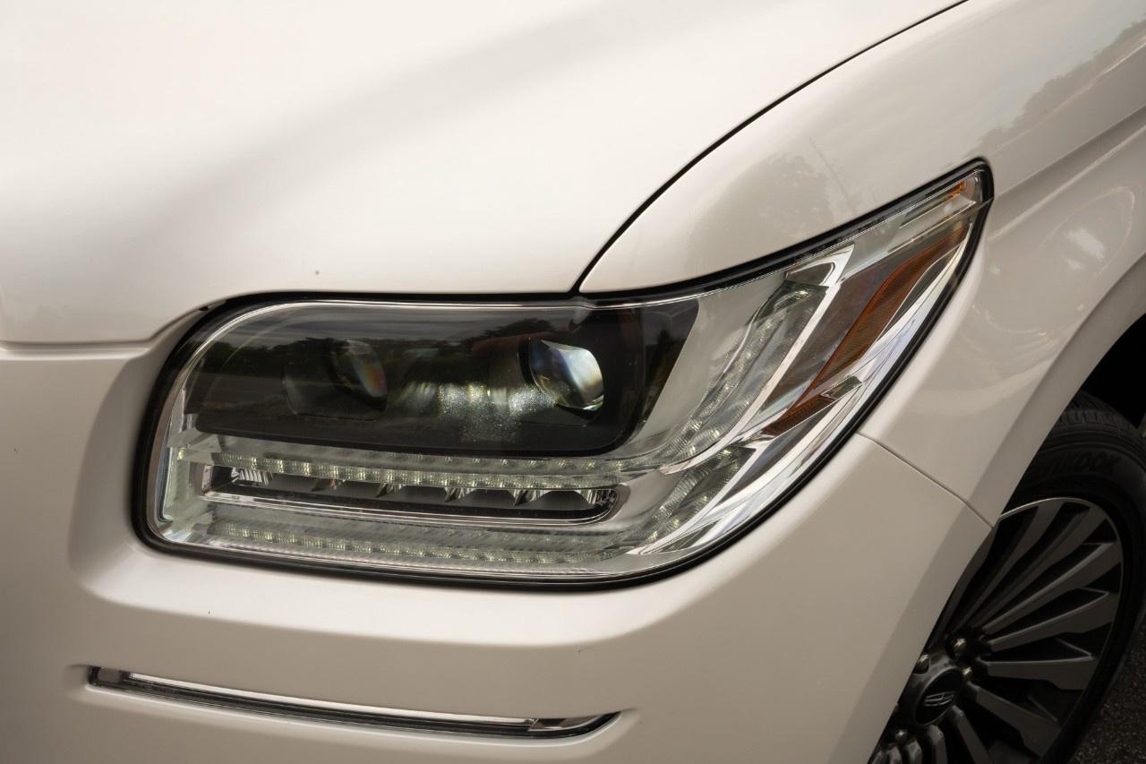 2019 Lincoln Navigator Reserve 4x4 Photo5
