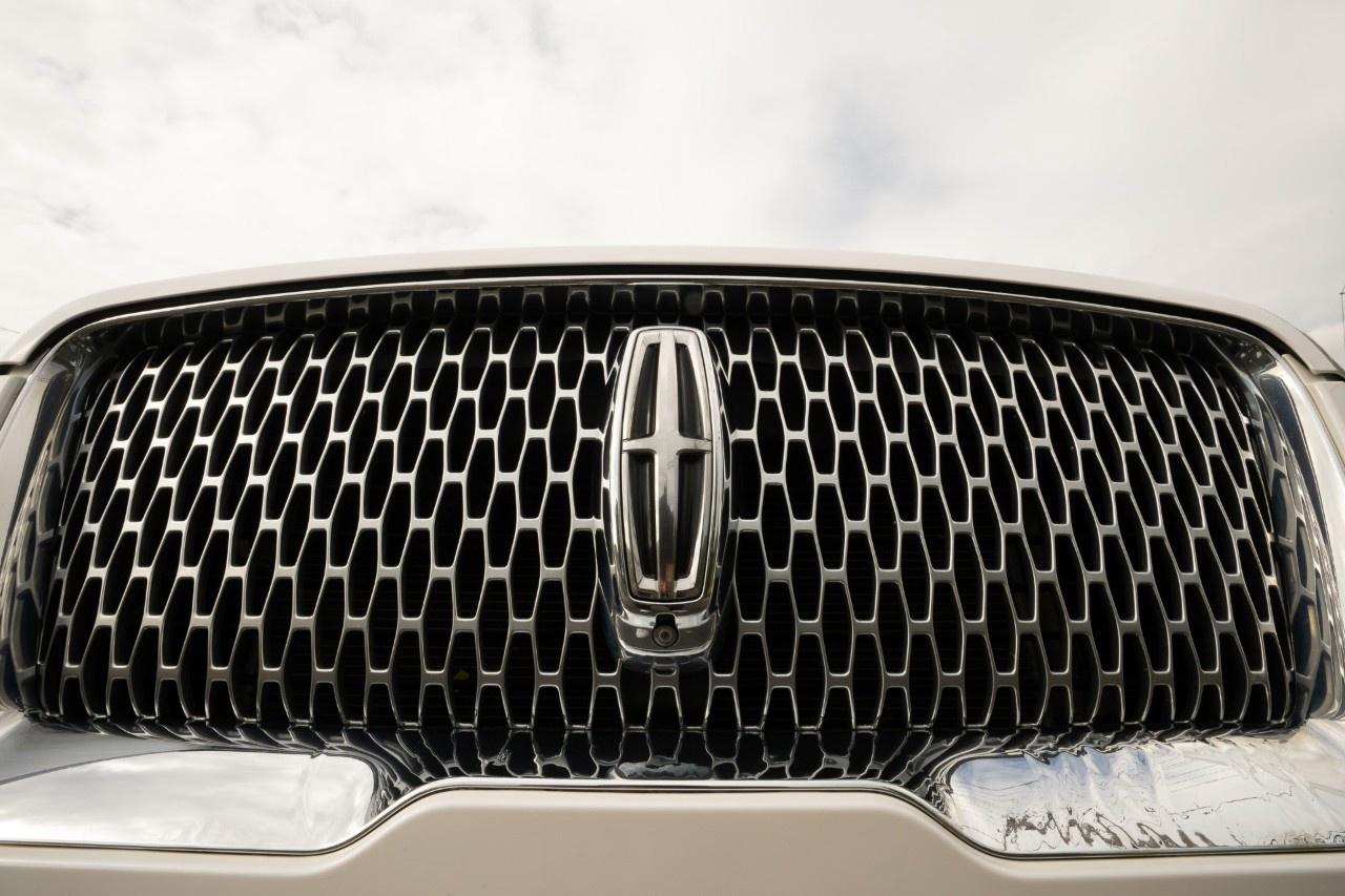 2019 Lincoln Navigator Reserve 4x4 Photo
