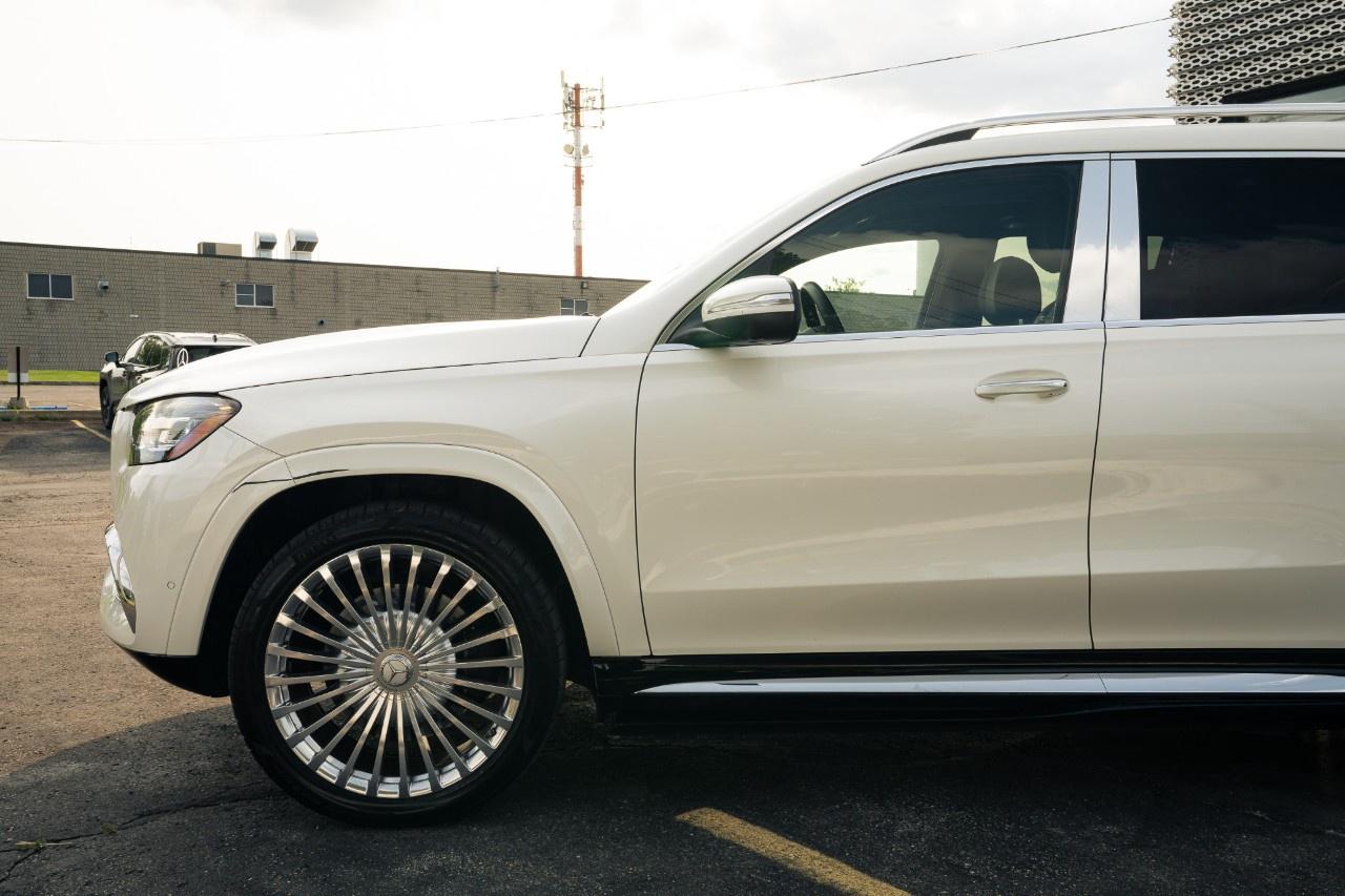 2023 Mercedes-Benz GLS Maybach GLS 600 4MATIC SUV Photo