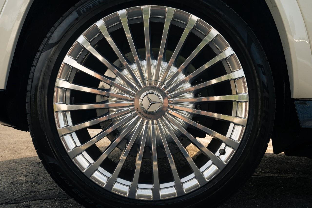2023 Mercedes-Benz GLS Maybach GLS 600 4MATIC SUV Photo