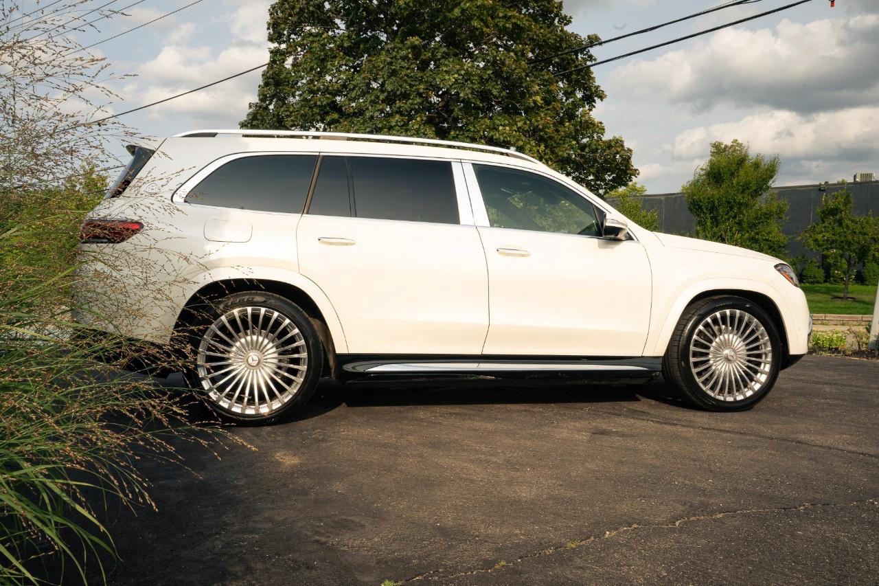 2023 Mercedes-Benz GLS Maybach GLS 600 4MATIC SUV Photo