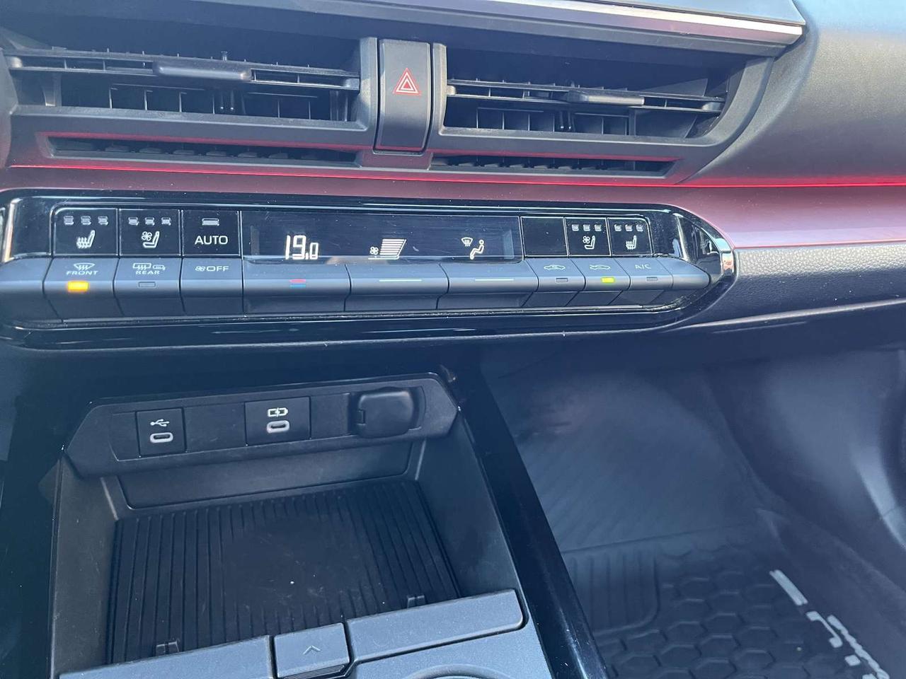 2023 Toyota Prius Prime XSE Premium Photo
