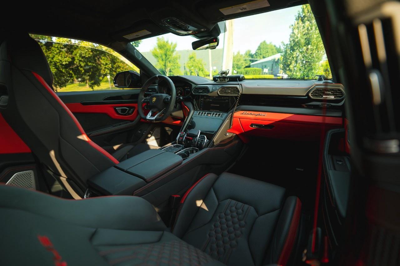 2024 Lamborghini Urus  Photo