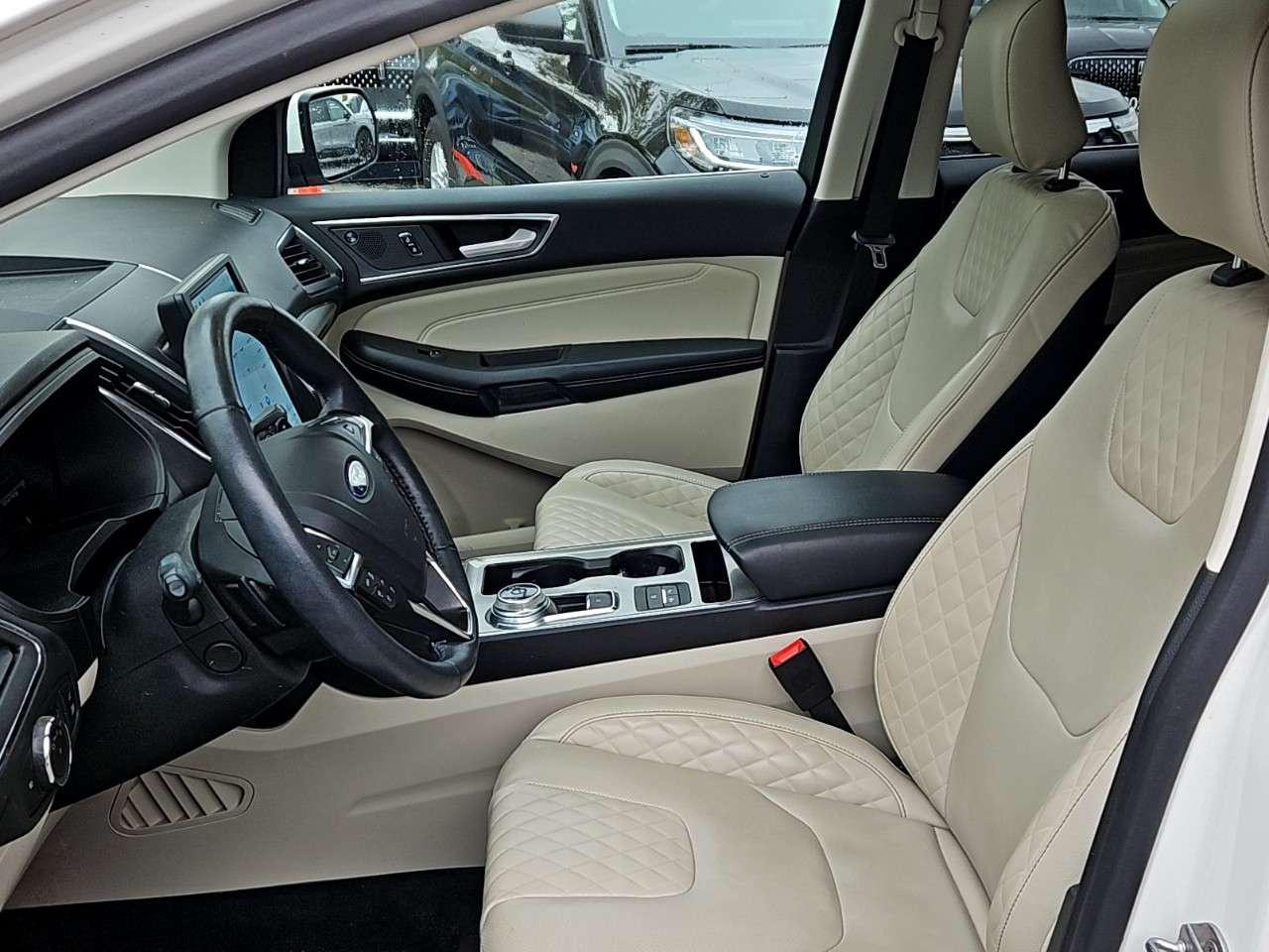2024 Ford Edge TITANIUM   TOW PKG   ELITE PKG   MOONROOF Photo