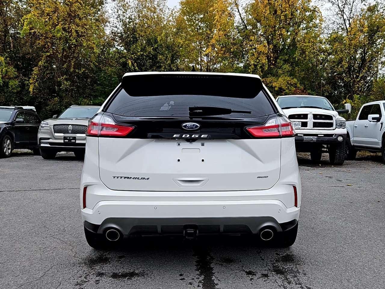 2024 Ford Edge TITANIUM   TOW PKG   ELITE PKG   MOONROOF Photo