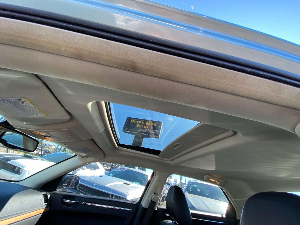 2008 Chrysler 300 LIMITED Photo4