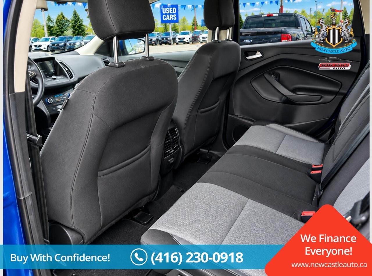 2019 Ford Escape SE Photo3