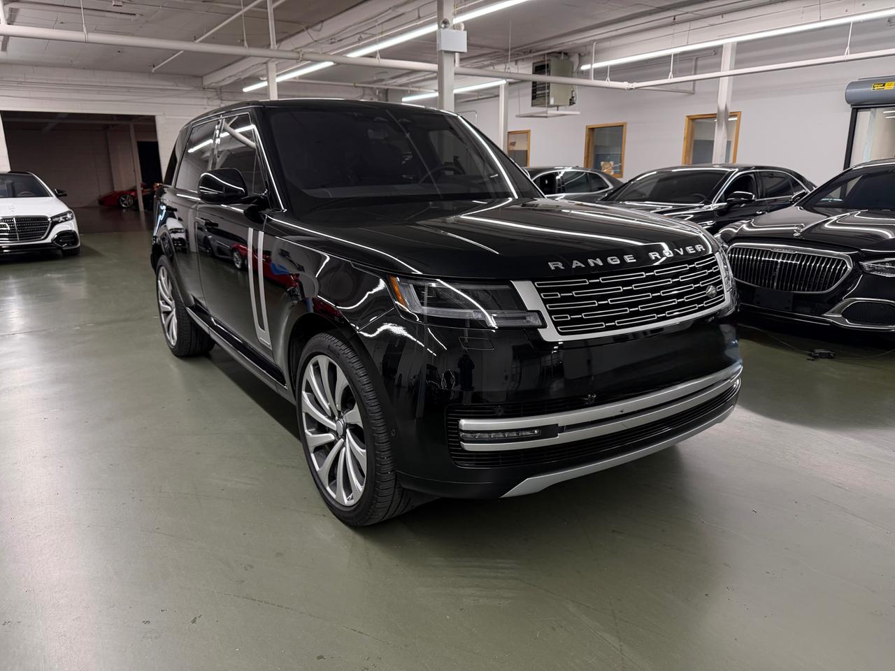 2023 Land Rover Range Rover P530 Autobiography 4dr All-Wheel Drive Photo