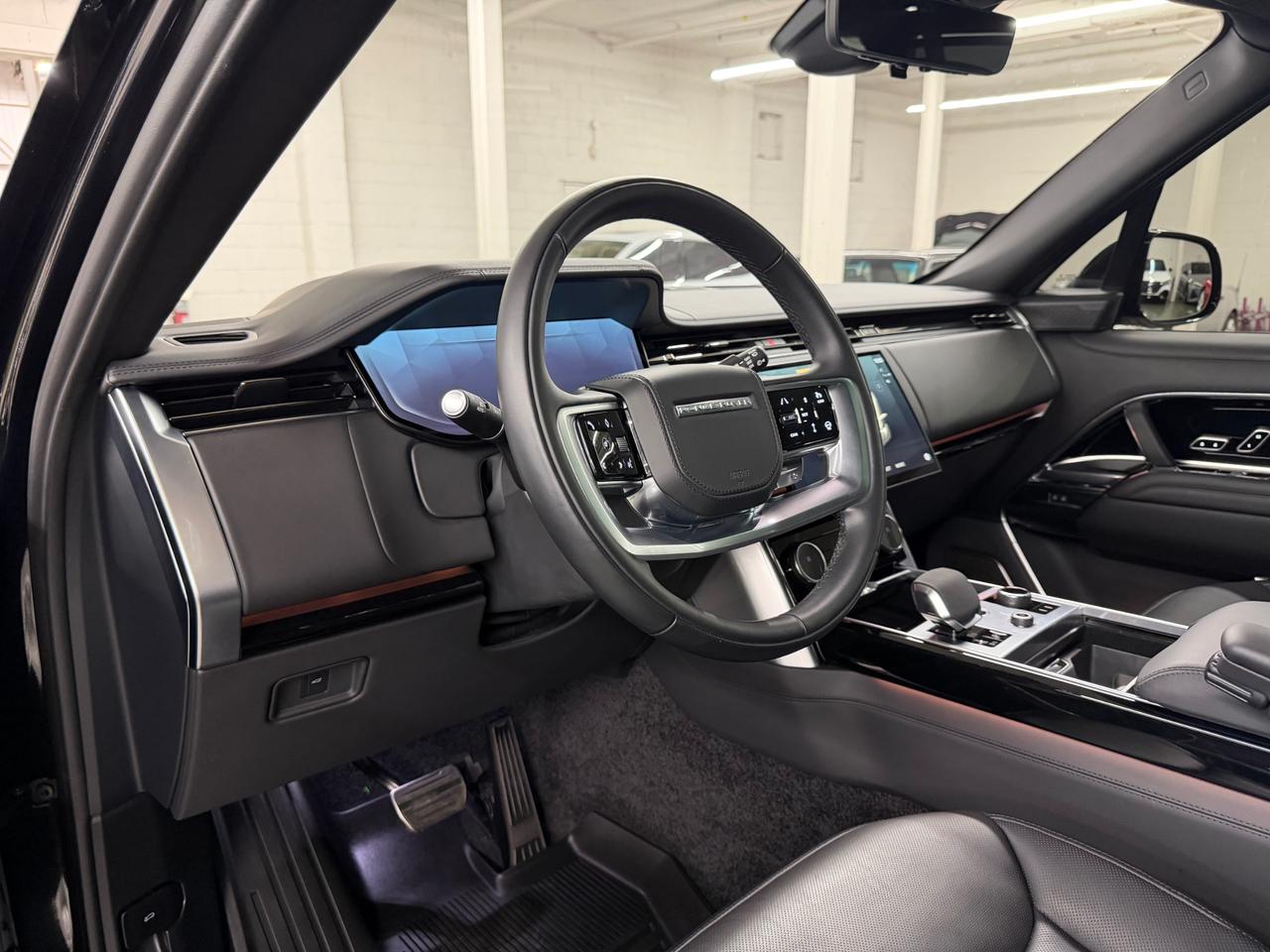 2023 Land Rover Range Rover P530 Autobiography 4dr All-Wheel Drive Photo