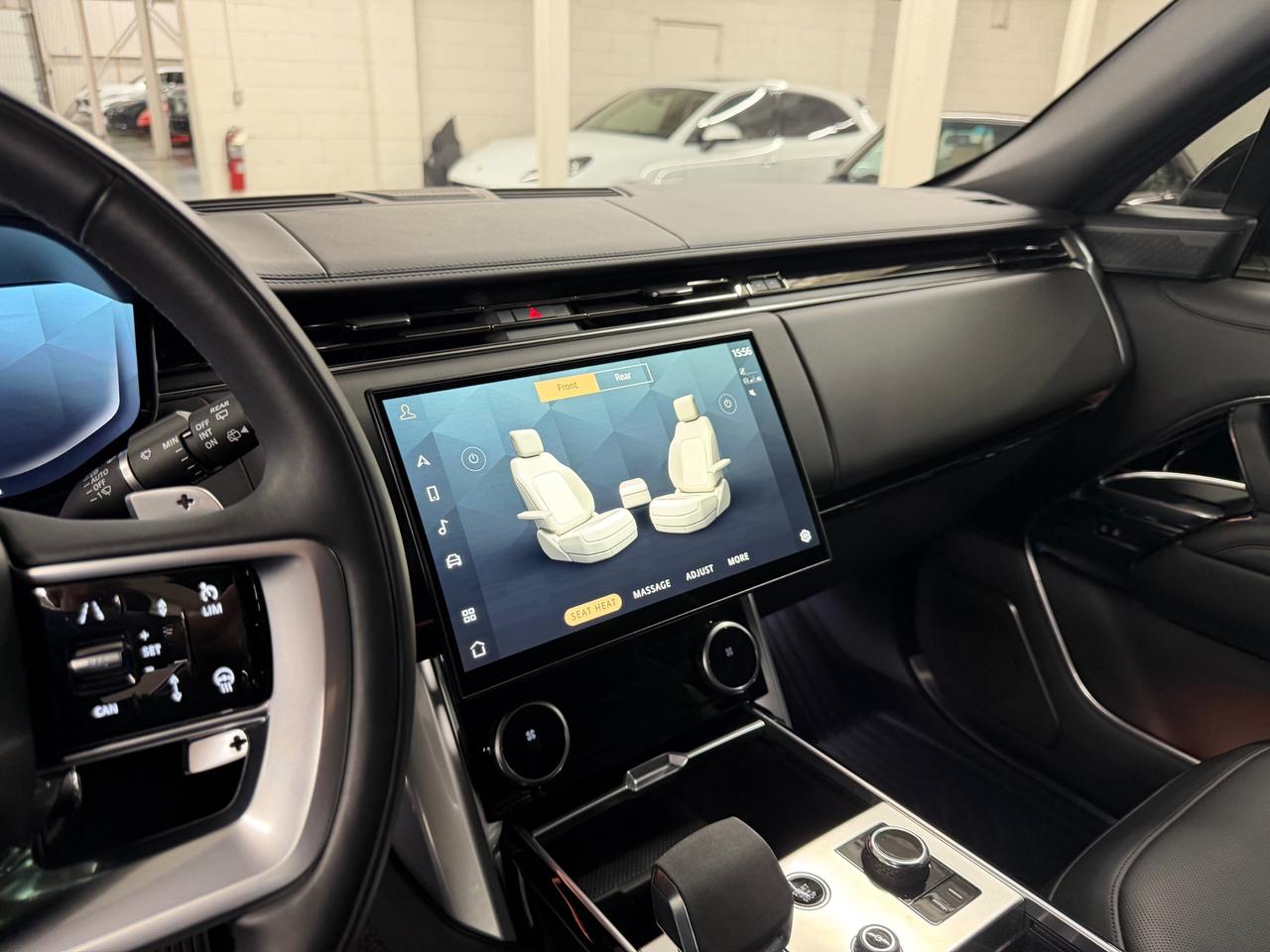 2023 Land Rover Range Rover P530 Autobiography 4dr All-Wheel Drive Photo