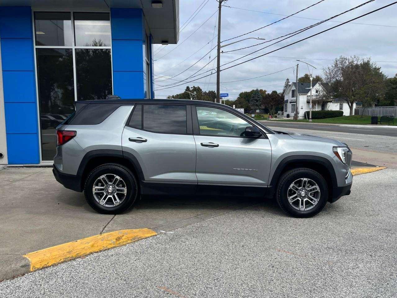 2025 GMC Terrain Elevation Local Trade CPO Rates apply! Photo