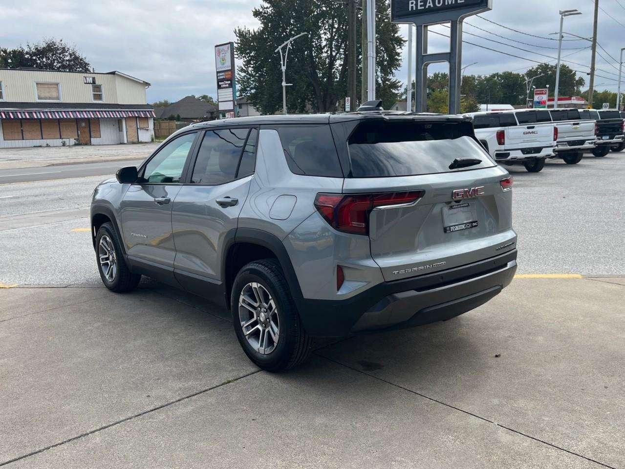 2025 GMC Terrain Elevation Local Trade CPO Rates apply! Photo
