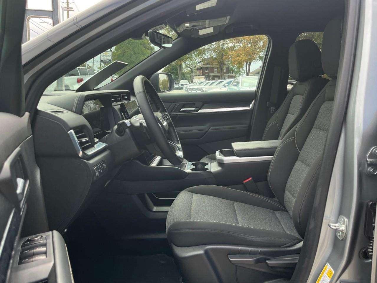 2025 GMC Terrain Elevation Local Trade CPO Rates apply! Photo