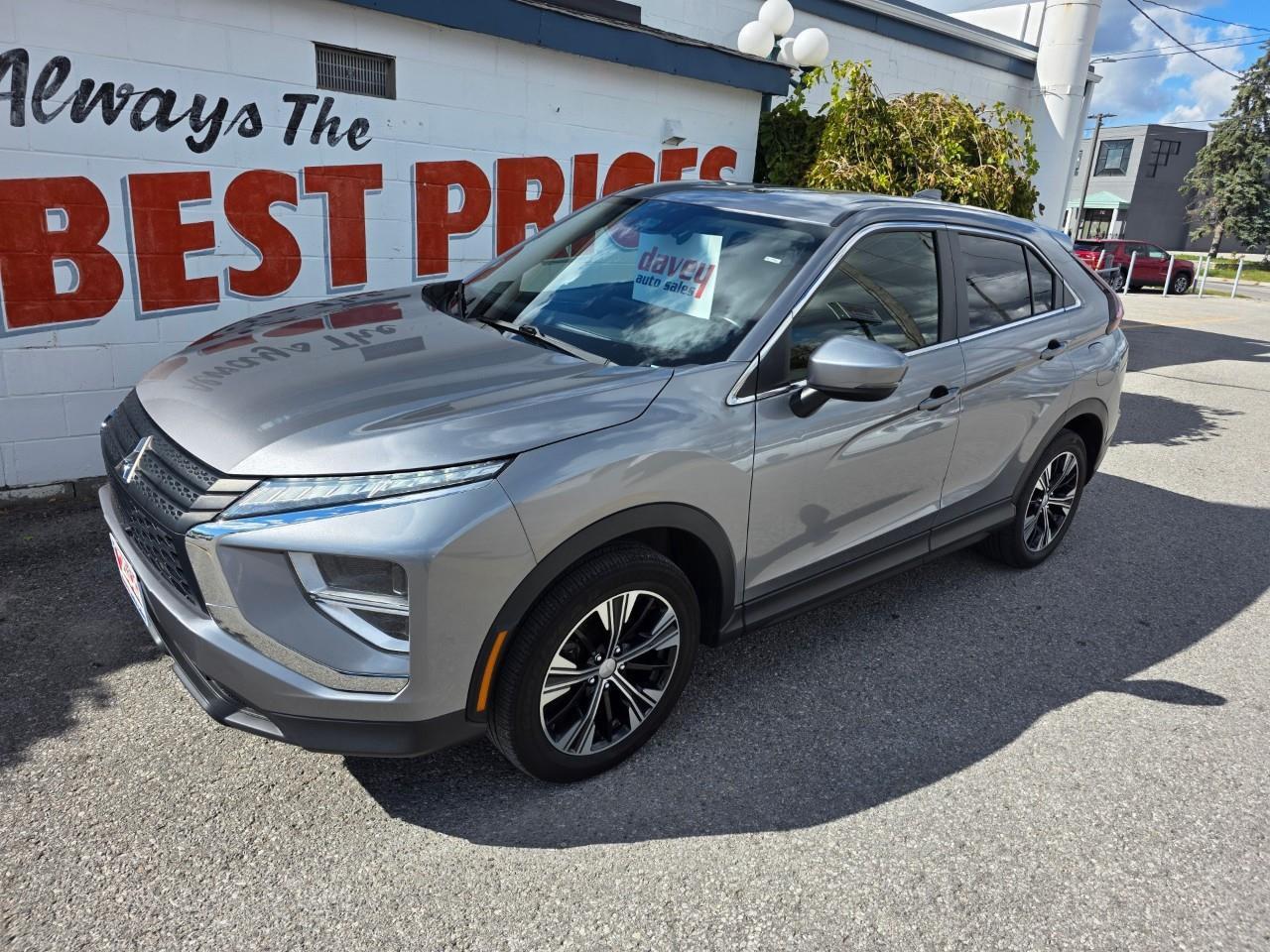 2022 Mitsubishi Eclipse Cross ES 4dr S-AWC Photo3