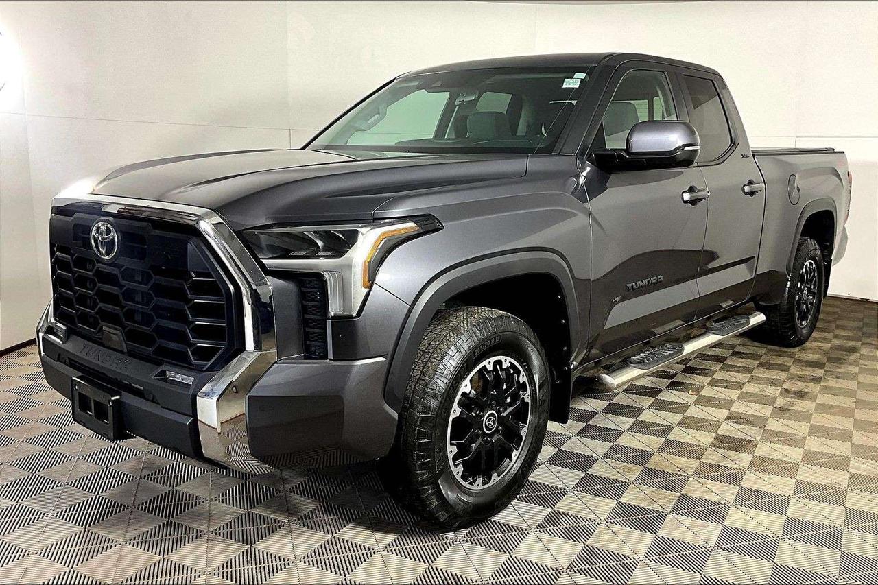 2024 Toyota Tundra 4x4 Double Cab Sr Photo