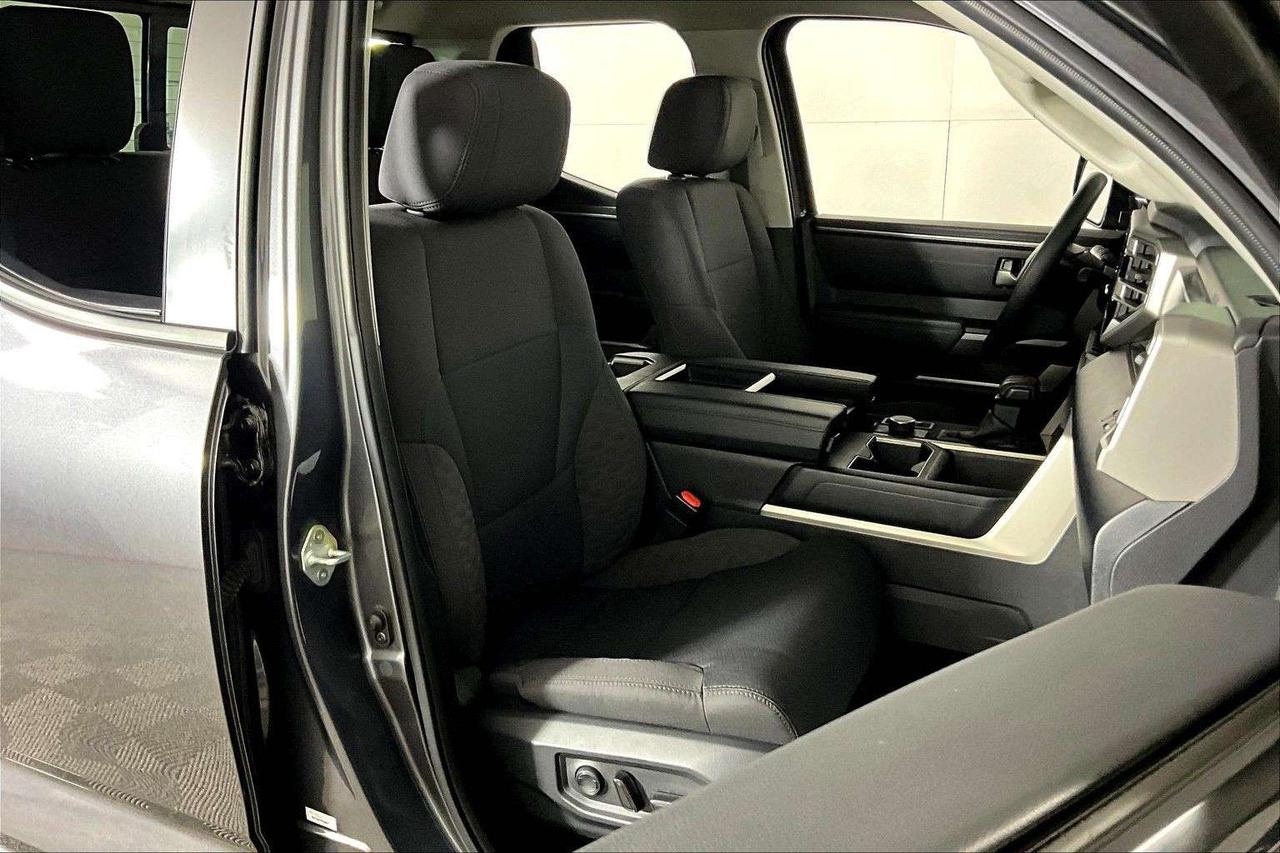 2024 Toyota Tundra 4x4 Double Cab Sr Photo