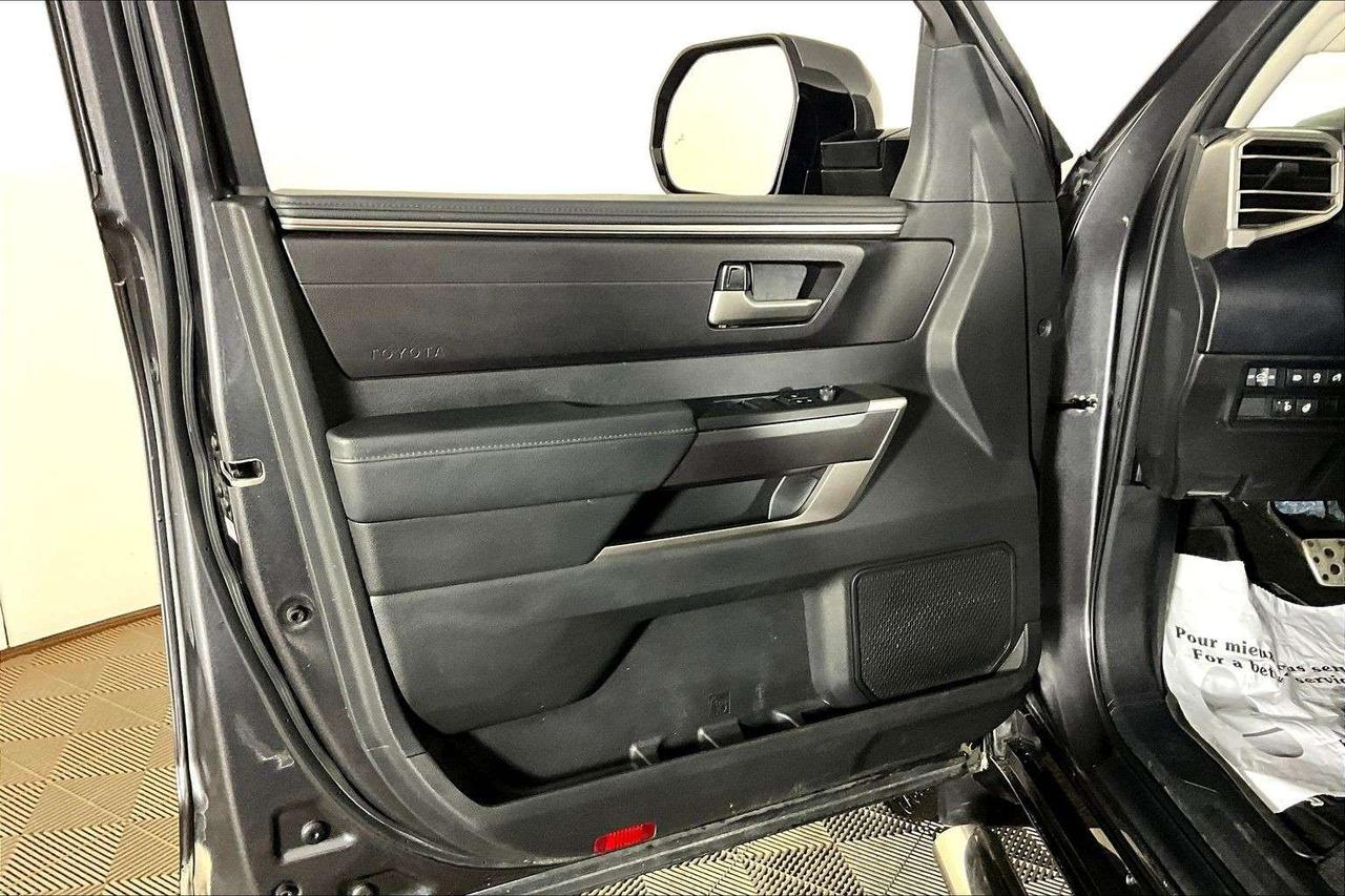 2024 Toyota Tundra 4x4 Double Cab Sr Photo