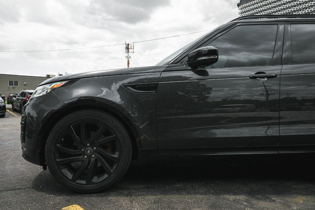 2018 Land Rover Discovery HSE Luxury Td6 4WD Photo