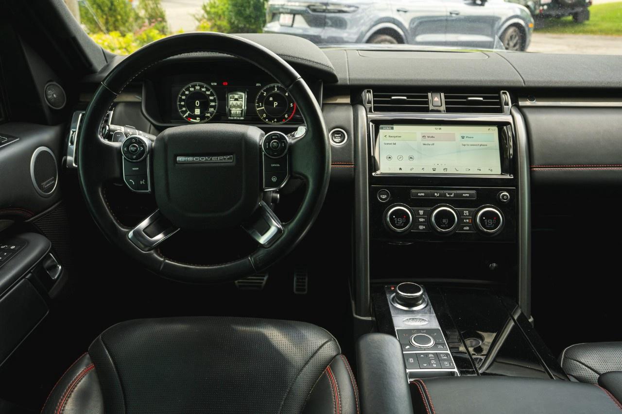 2018 Land Rover Discovery HSE Luxury Td6 4WD Photo