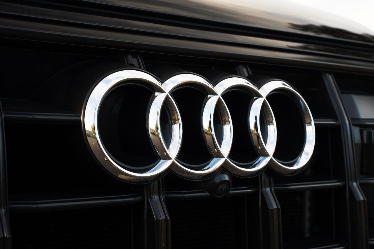 2021 Audi SQ7 Premium Plus 4.0 TFSI quattro Photo