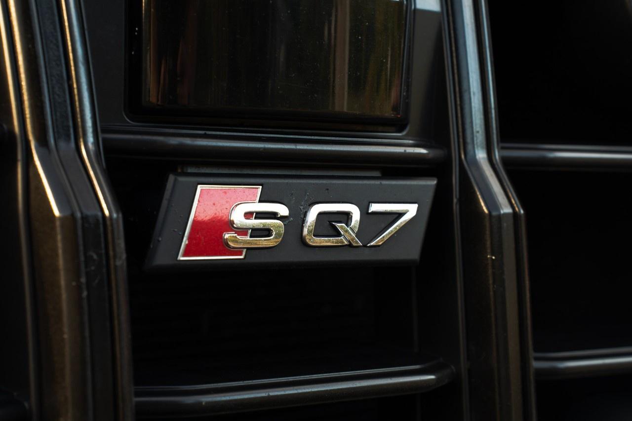 2021 Audi SQ7 Premium Plus 4.0 TFSI quattro Photo