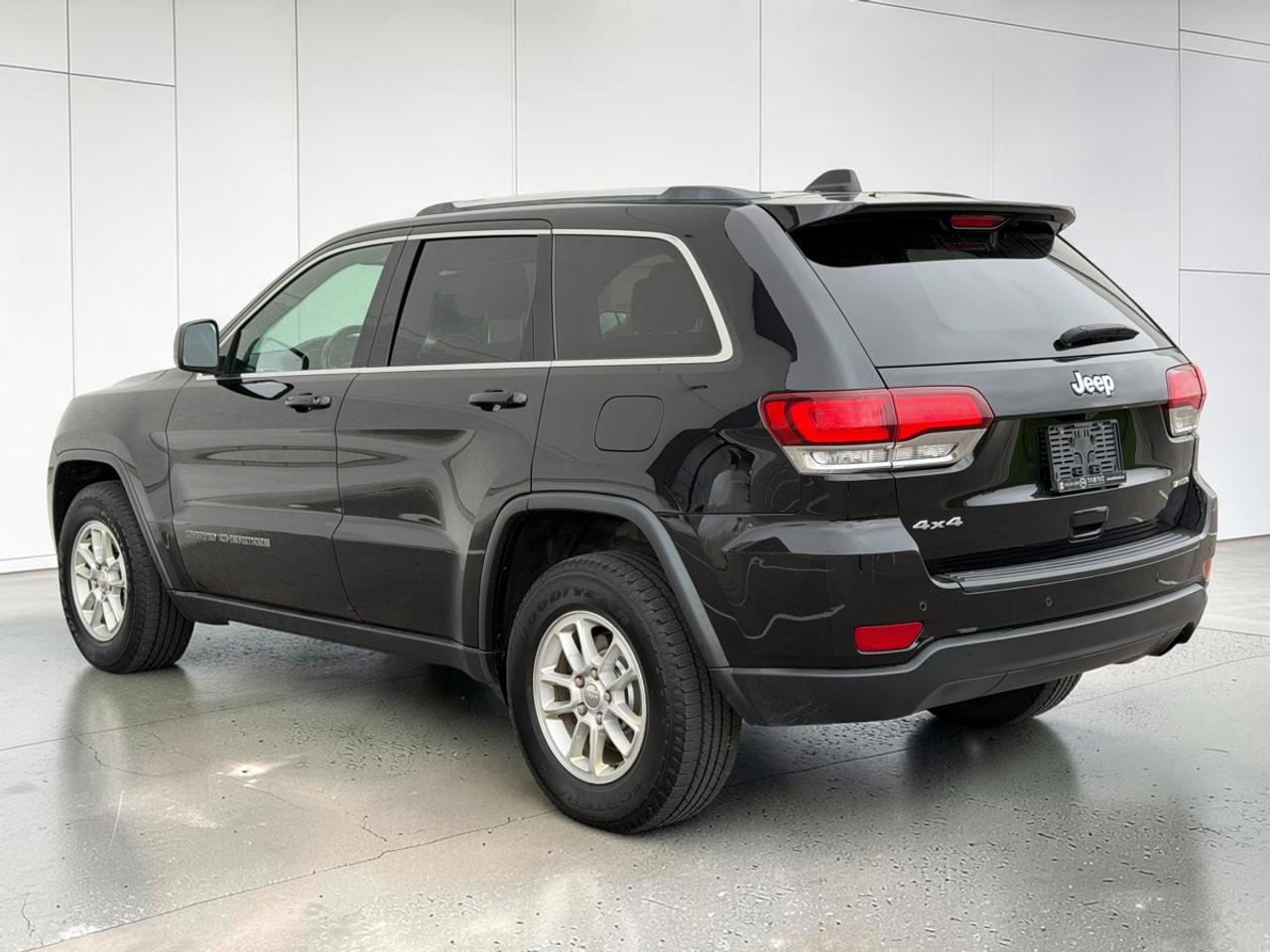 2020 Jeep Grand Cherokee Laredo/AWD/NAV/BSM Photo
