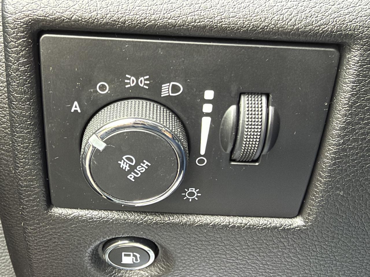 2020 Jeep Grand Cherokee Laredo/AWD/NAV/BSM Photo