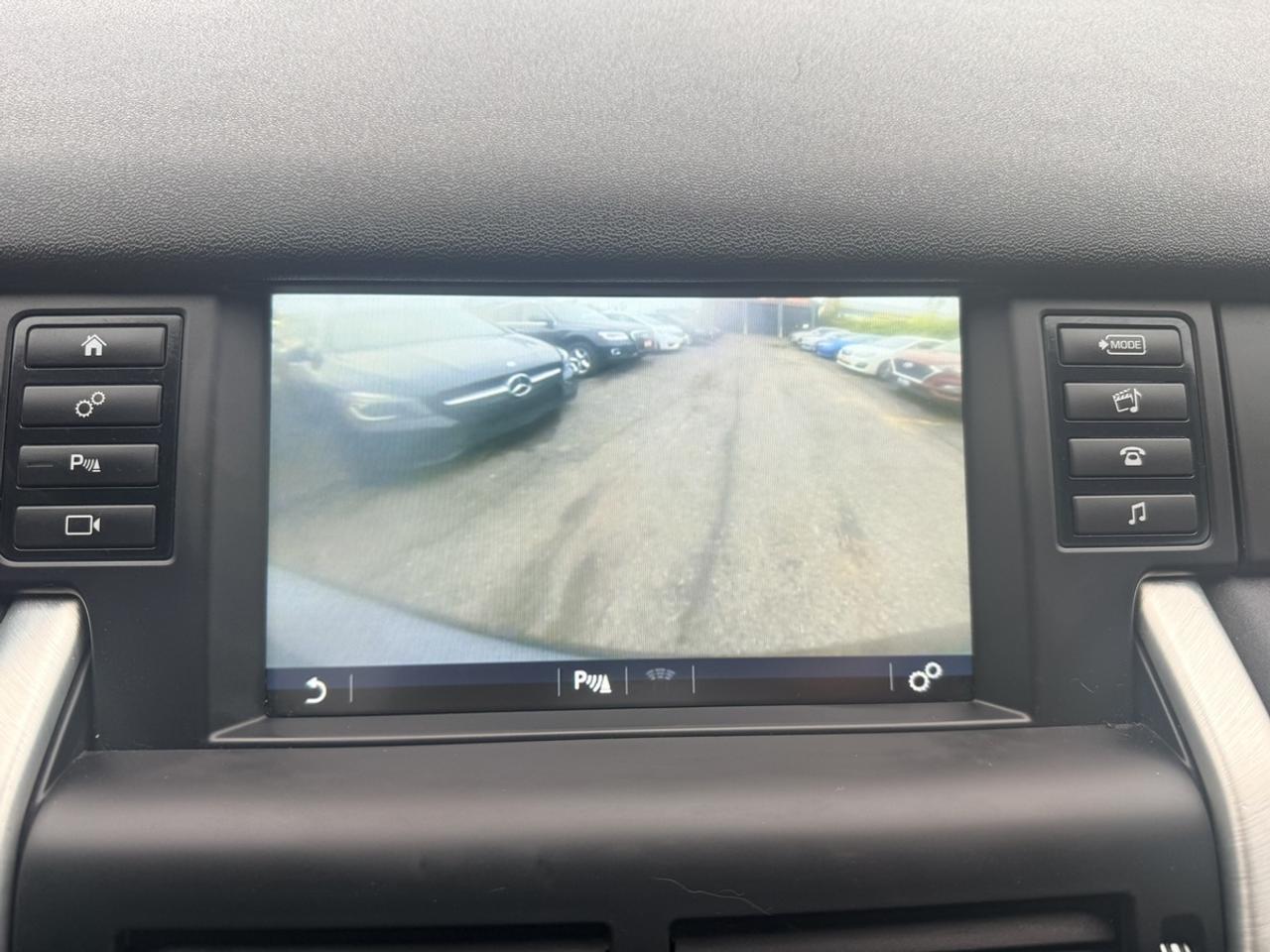 2015 Land Rover Discovery Sport HSE Si4 AWD - AUTOBIOGRAPHY - GLASS ROOF - R.CAMERA - SERVICE RECORDS! Photo