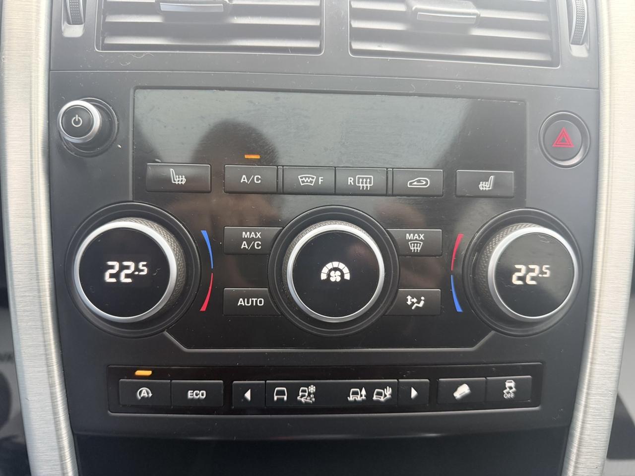 2015 Land Rover Discovery Sport HSE Si4 AWD - AUTOBIOGRAPHY - GLASS ROOF - R.CAMERA - SERVICE RECORDS! Photo