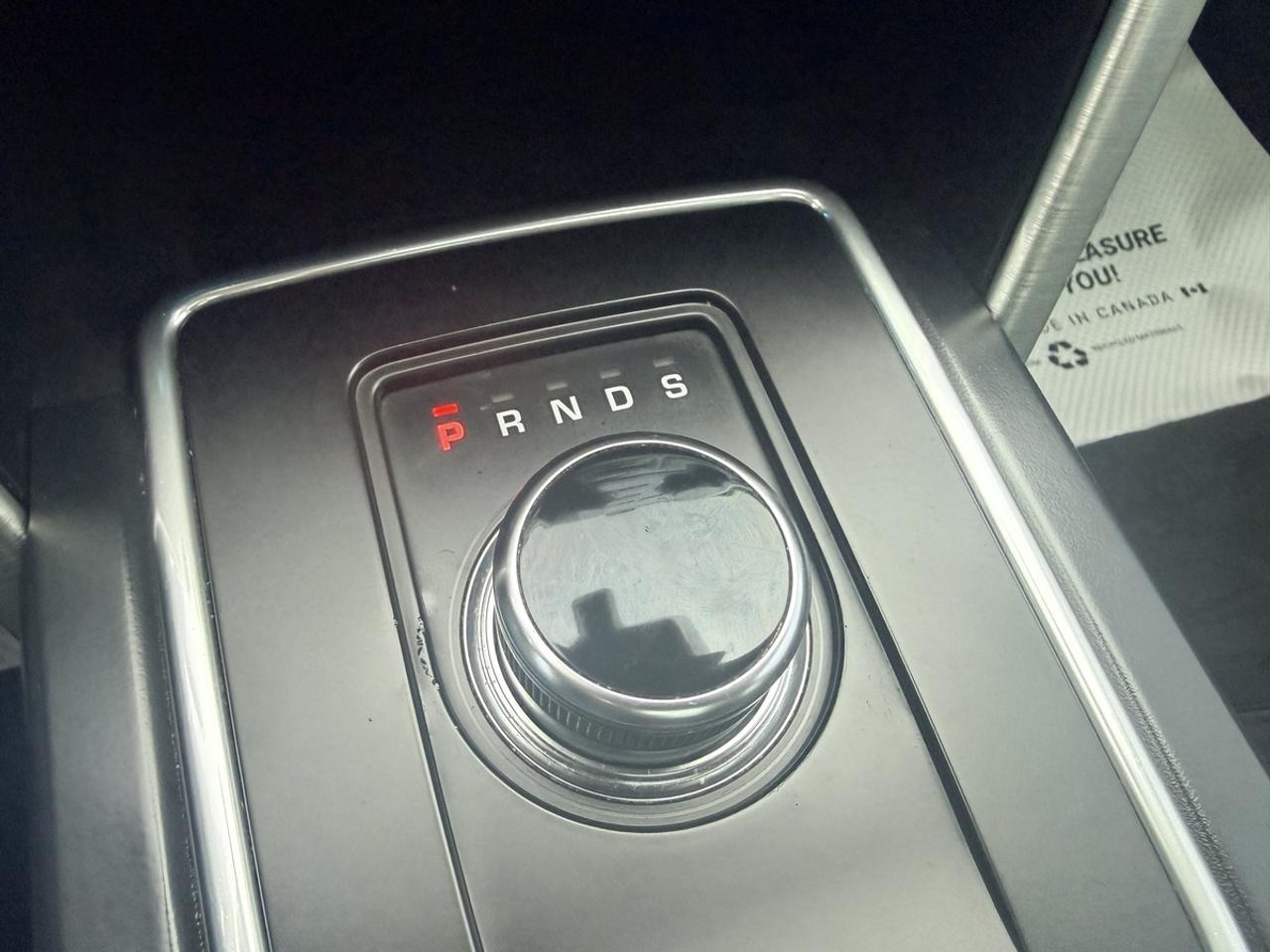 2015 Land Rover Discovery Sport HSE Si4 AWD - AUTOBIOGRAPHY - GLASS ROOF - R.CAMERA - SERVICE RECORDS! Photo