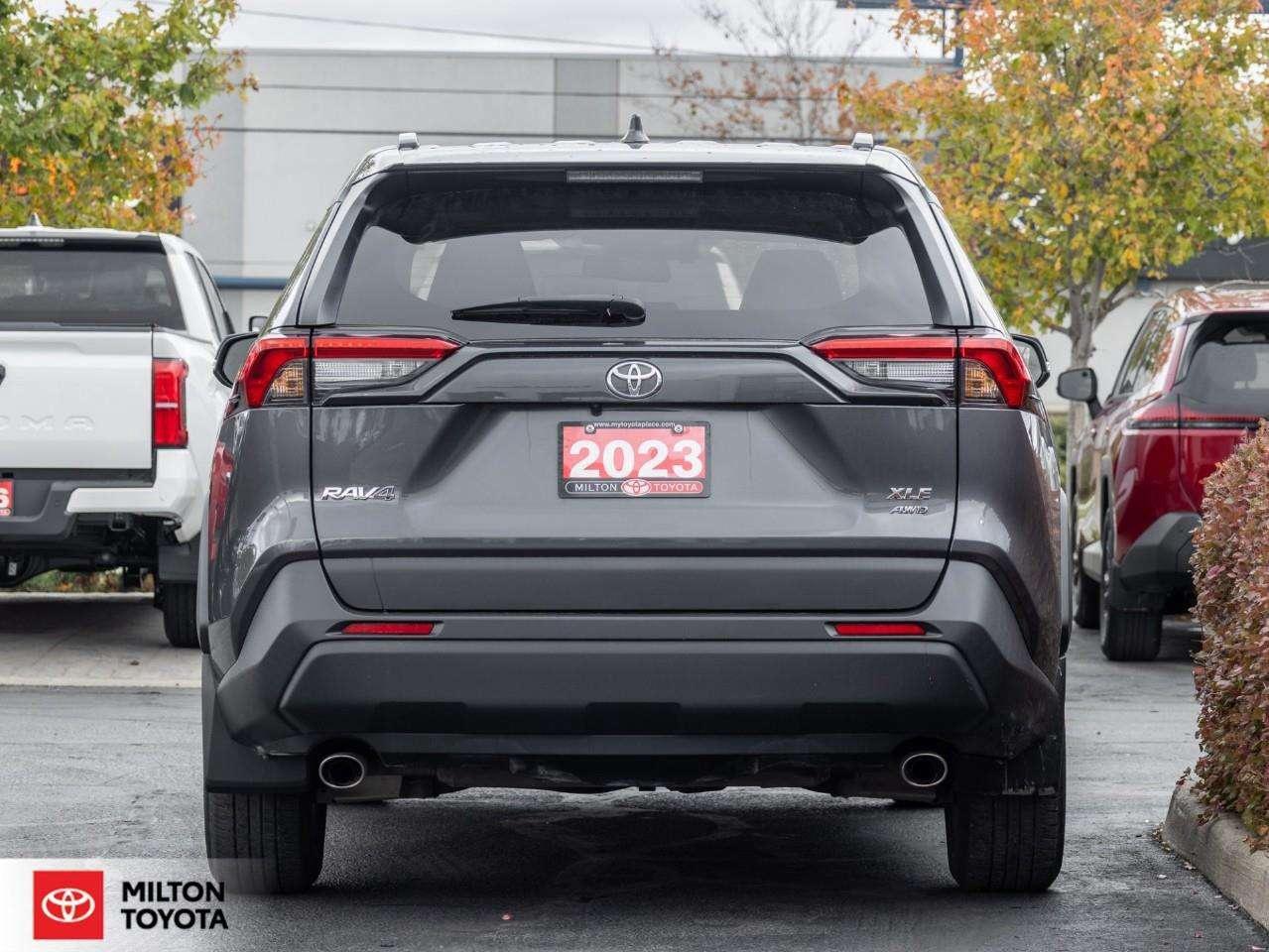 2023 Toyota RAV4 POWER SEAT SUNROOF HEATED STEERING CARPLAY ONE OWNER NEW BRAKE PADS+ROTORS XLE Photo