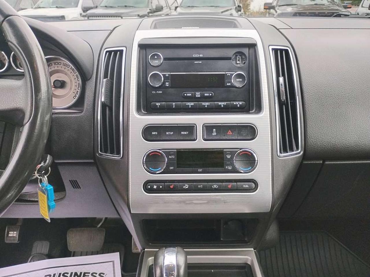 2010 Ford Edge SEL Photo