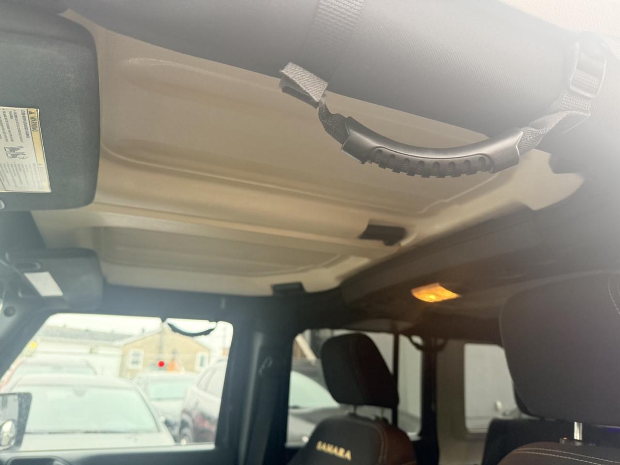 2015 Jeep WRANGLER UNLIMITED SAHARA 4X4 - AUTO - R.CAMERA - HARD TOP! Photo