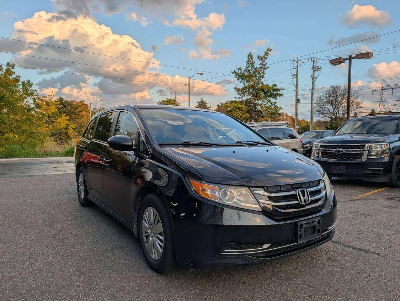 2015 Honda Odyssey LX Photo