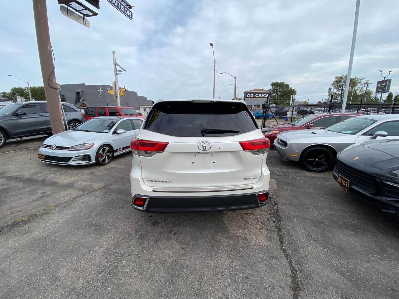 2019 Toyota Highlander XLE Photo