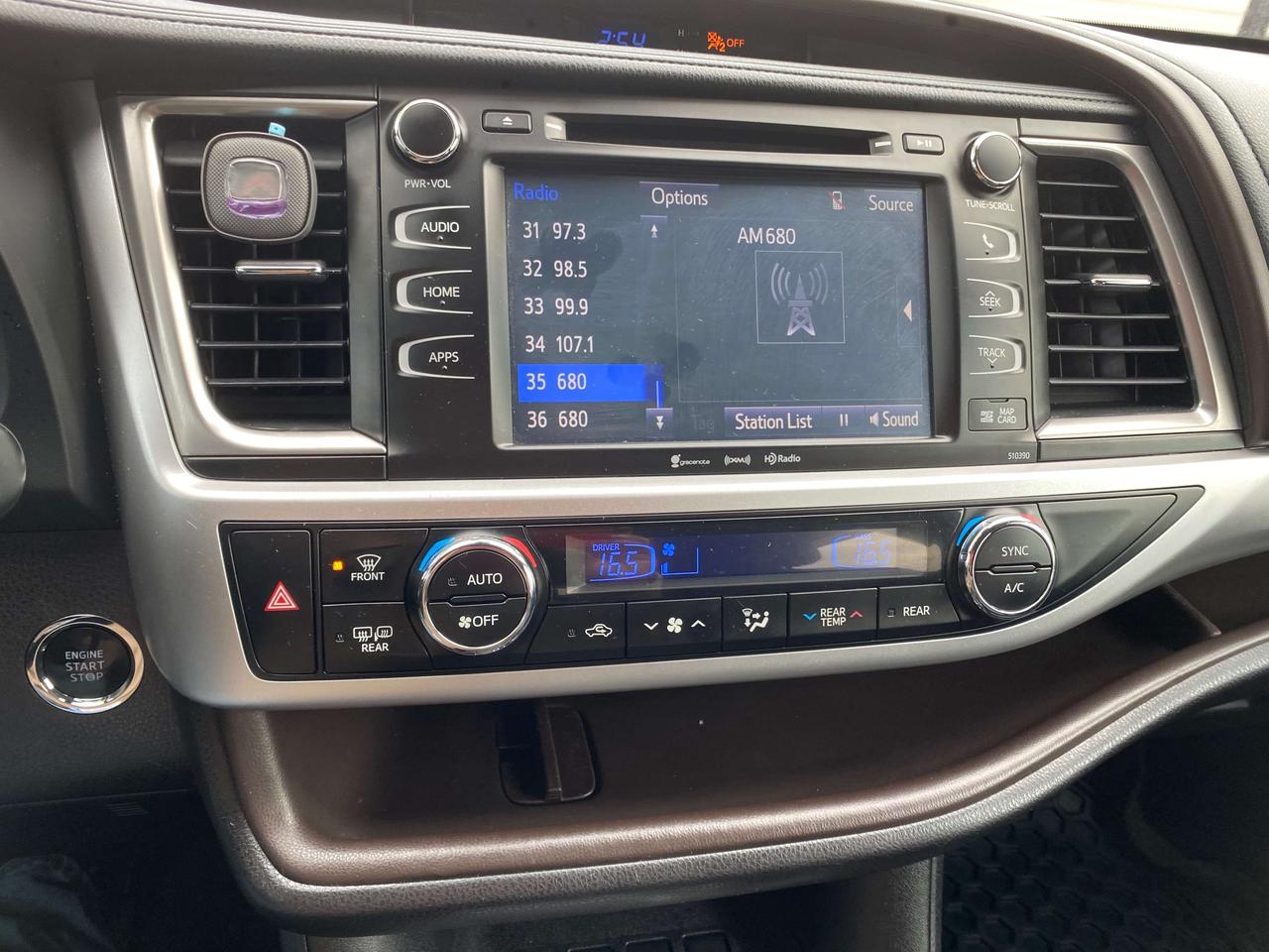 2019 Toyota Highlander XLE Photo