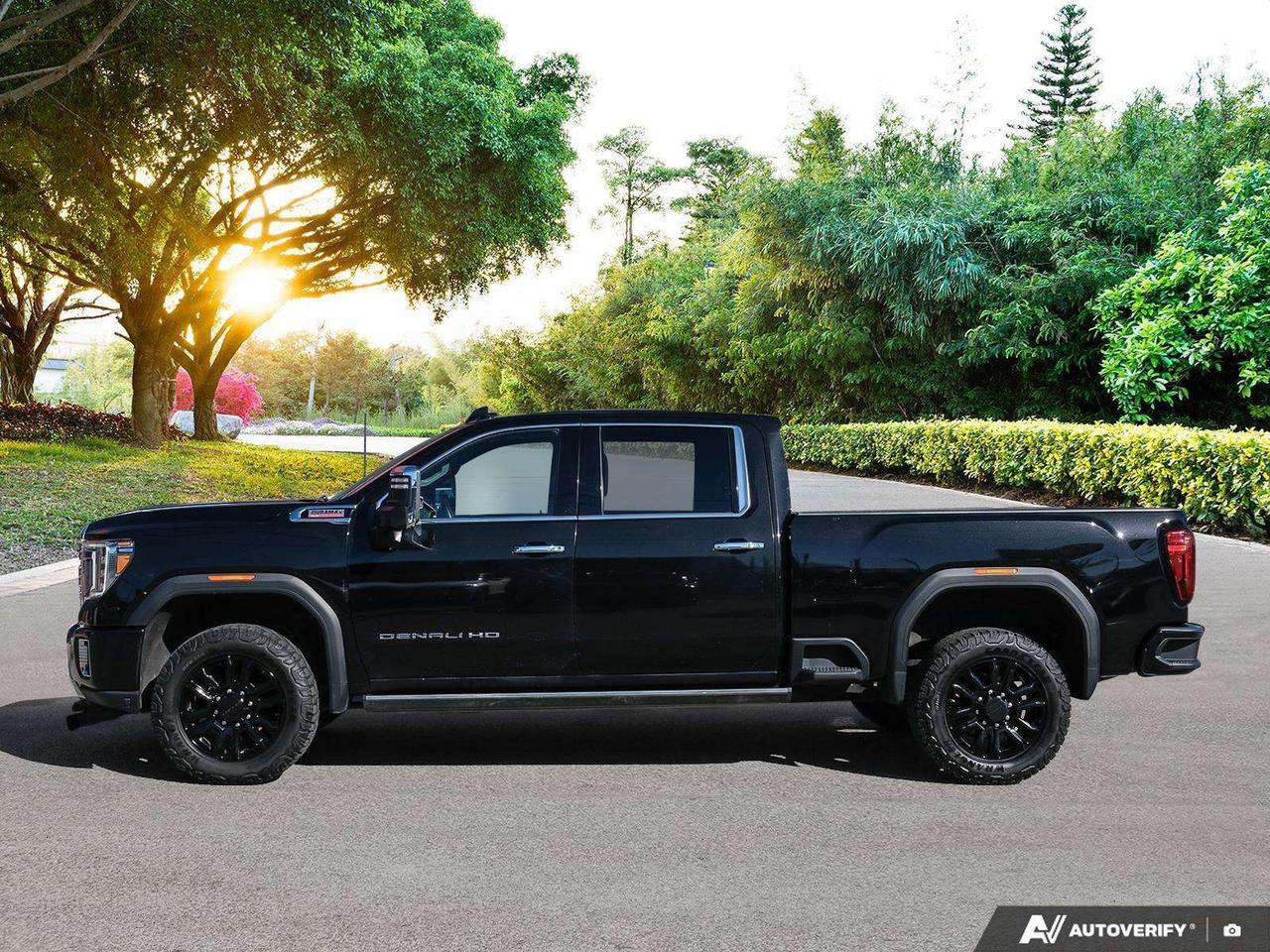 2023 GMC Sierra 3500HD DENALI   DIESEL   4WD   ULTIMATE PACKAGE Photo5