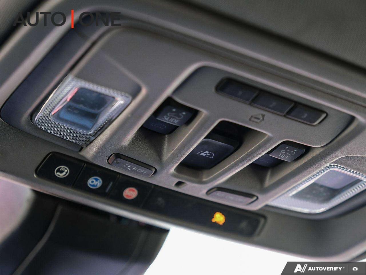 2023 GMC Sierra 3500HD DENALI   DIESEL   4WD   ULTIMATE PACKAGE Photo