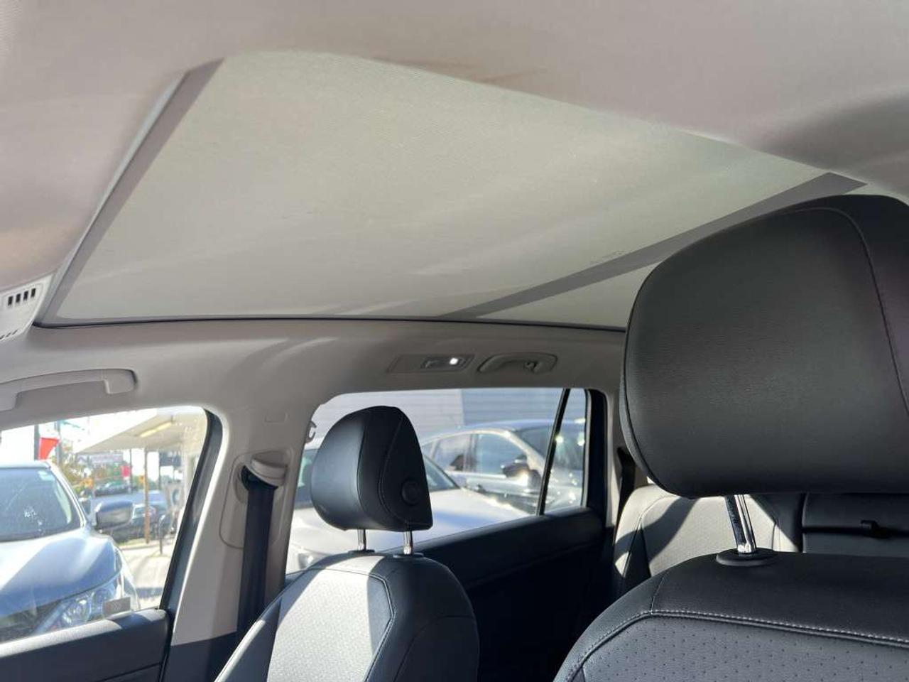 2018 Volkswagen Tiguan Comfortline 4MOTION *Ltd Avail* Photo