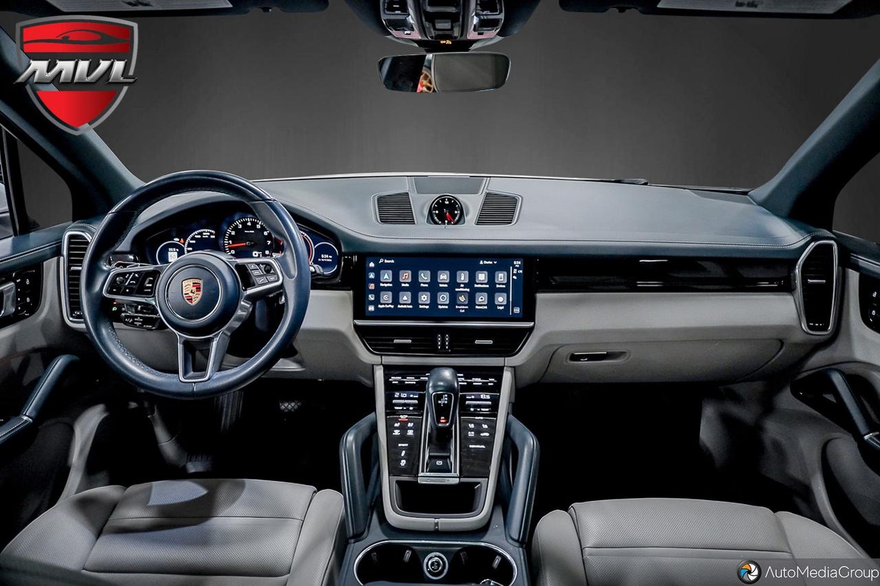 2023 Porsche Cayenne Base 4dr All-wheel Drive Photo