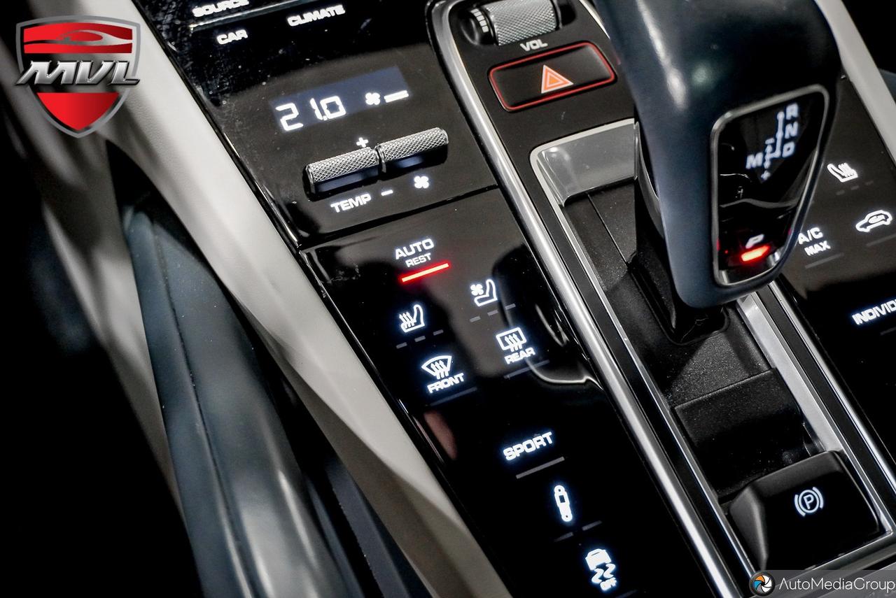 2023 Porsche Cayenne Base 4dr All-wheel Drive Photo