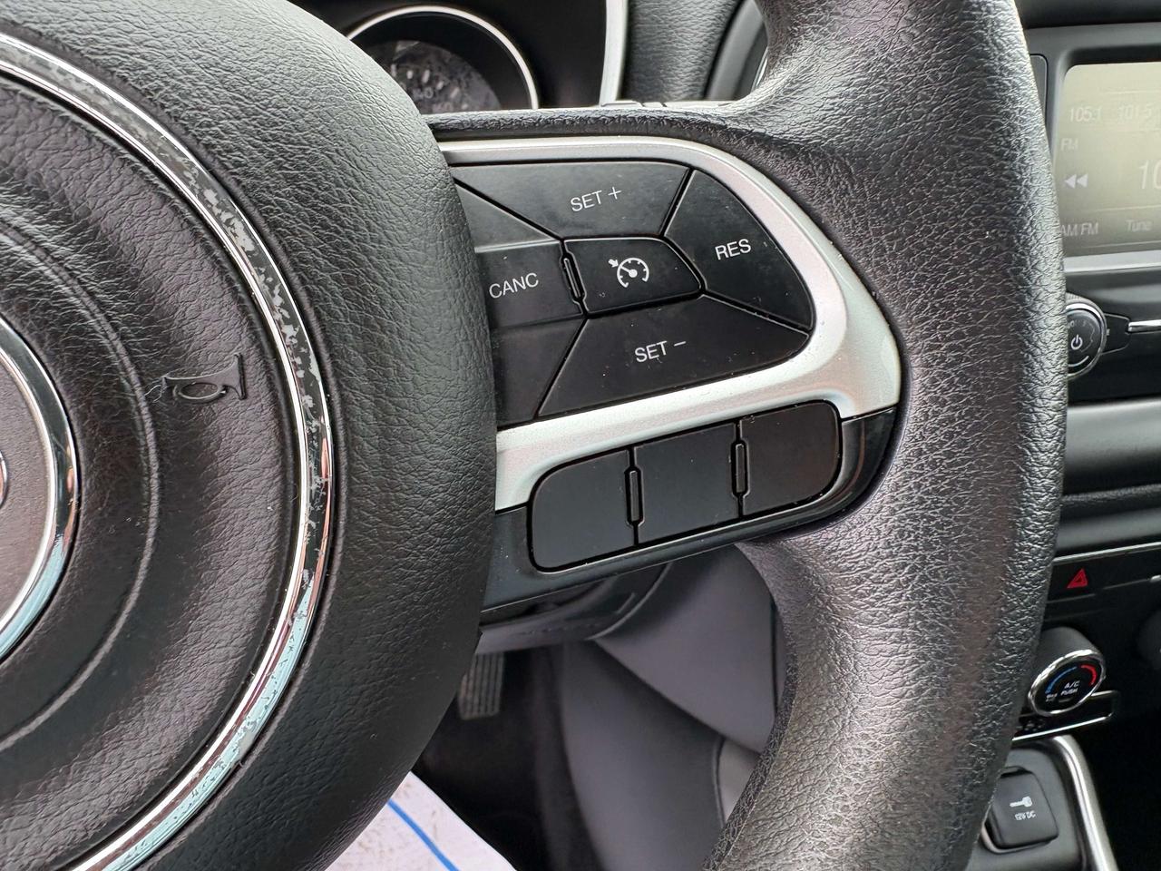 2018 Jeep Compass Sport Photo