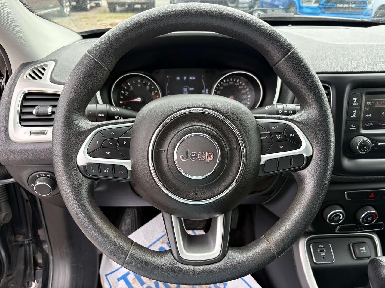 2018 Jeep Compass Sport Photo