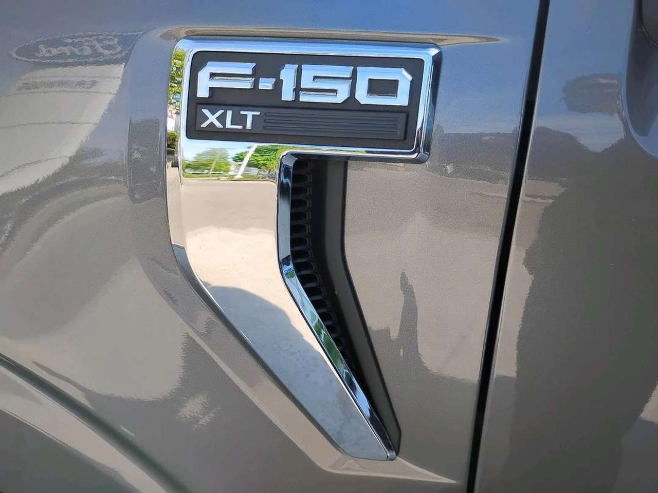 2022 Ford F-150 XLT Photo