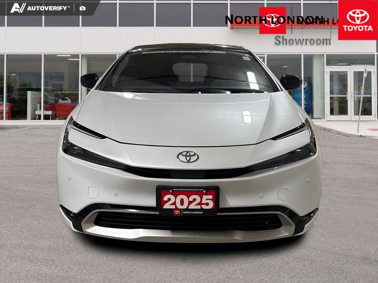 2025 Toyota Prius Plug-In Hybrid  Photo5