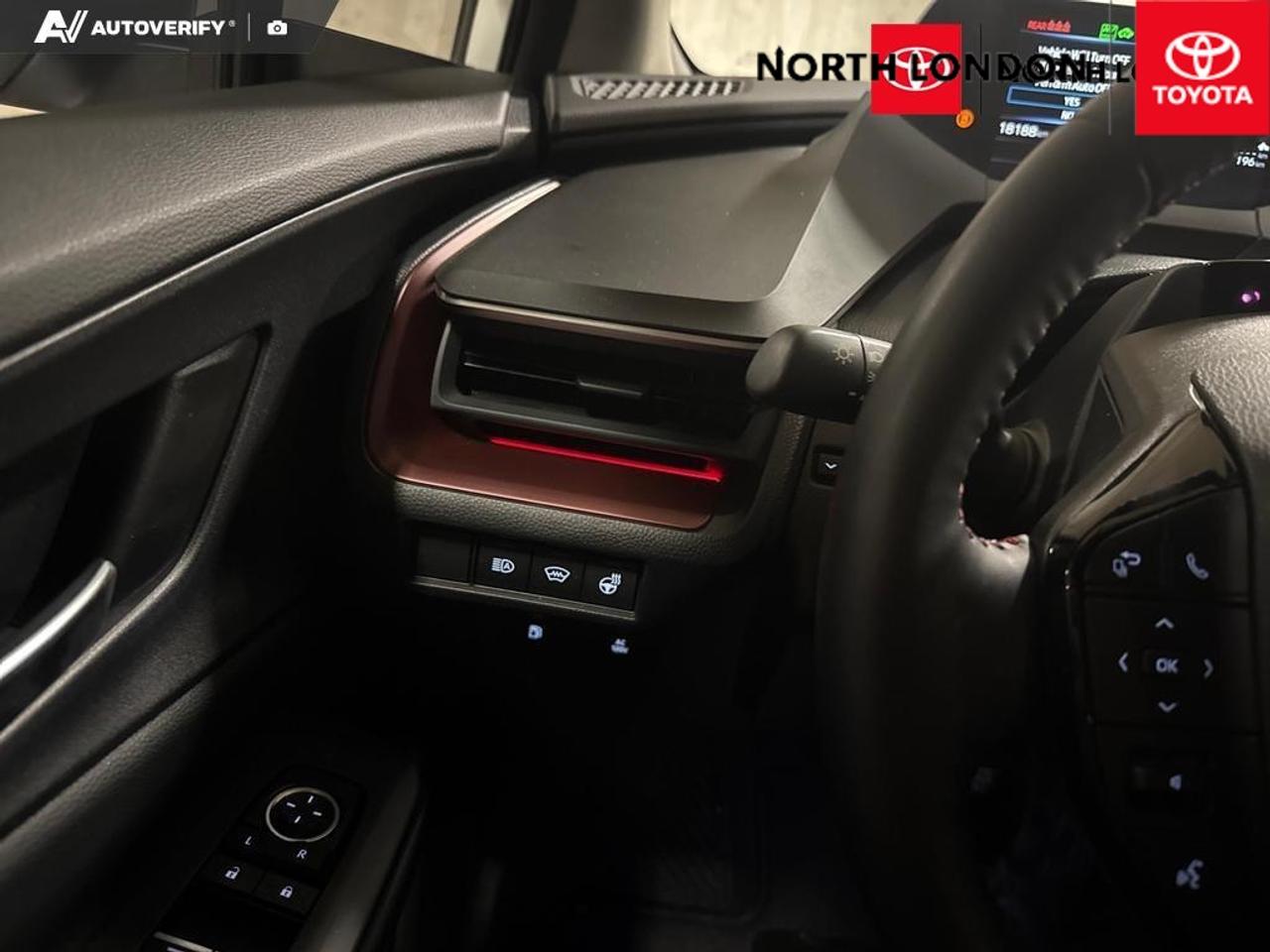 2025 Toyota Prius Plug-In Hybrid  Photo