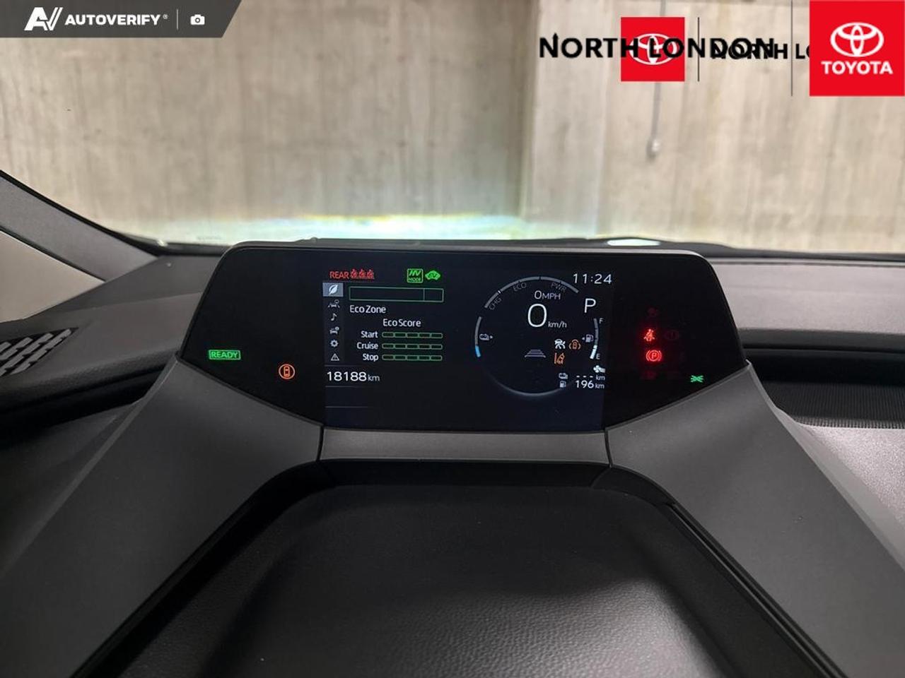 2025 Toyota Prius Plug-In Hybrid  Photo