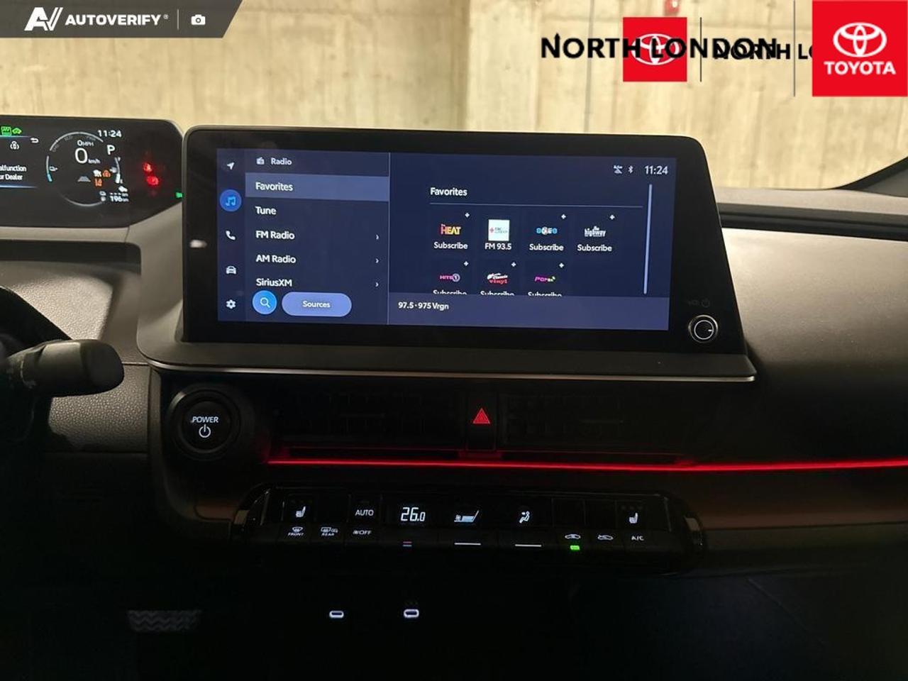 2025 Toyota Prius Plug-In Hybrid  Photo