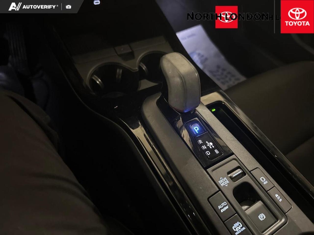2025 Toyota Prius Plug-In Hybrid  Photo